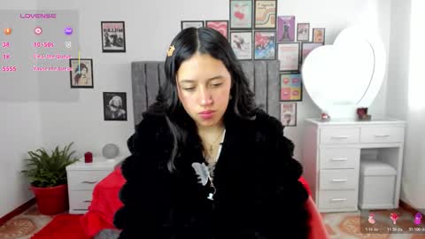 cloe_7 online show from February 11, 1:37 pm