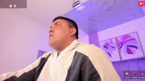 Cloe x Billy online show from April 18, 1:02 pm