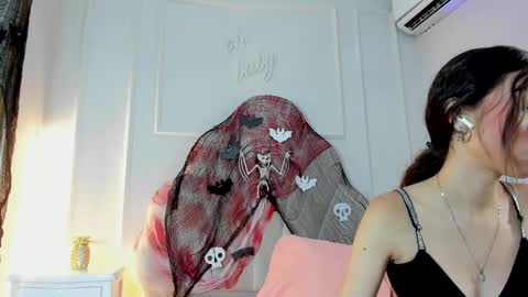 cloedurant online show from October 29, 8:20 pm