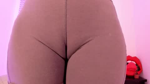 cloe online show from November 24, 10:52 pm