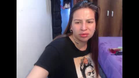 cloepregnant25 online show from February 3, 7:40 pm