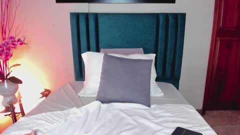 Cloe Rossel online show from March 30, 6:30 pm