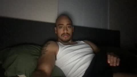 closedcasketcouple online show from March 10, 7:45 am