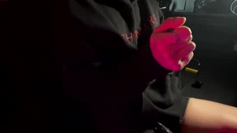 Drew online show from November 26, 7:54 pm