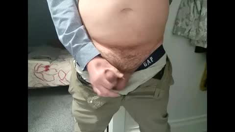 Snapshot of cloudydadnsa chatting on February 11, 2:25 am Dad online show from February 11, 2:25 am