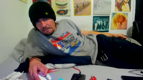 cloudyystarr666 online show from December 1, 6:22 am