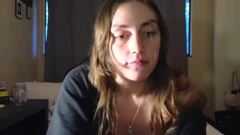 Clover online show from December 22, 12:38 pm