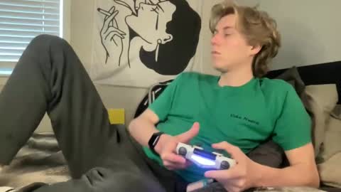 Snapshot of clydeaustin chatting on January 15, 7:34 pm Clyde Austin online show from January 15, 7:34 pm