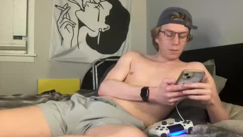 Snapshot of clydeaustin chatting on December 5, 3:42 am Clyde Austin online show from December 5, 3:42 am