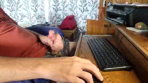 Snapshot of coach_d chatting on October 1, 2:27 pm coach_d online show from October 1, 2:27 pm