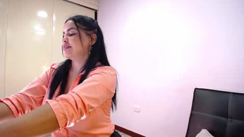 Sara Martinez      online show from February 28, 8:18 am