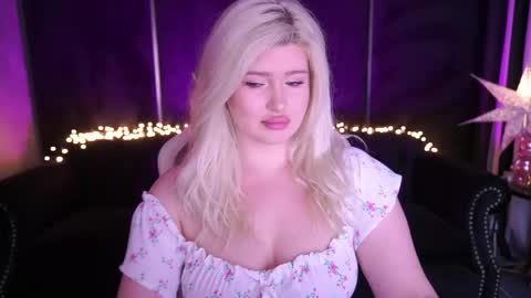 onlyfans amyleyy online show from April 20, 7:33 am