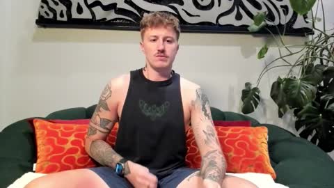 Cody and Emeraldboy online show from May 12, 2:31 am