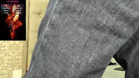 Cody Walker online show from November 17, 5:26 pm