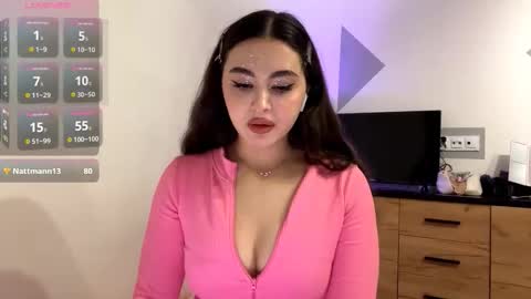 Yumi online show from February 21, 6:11 pm