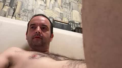 colambus83 online show from May 5, 6:57 pm