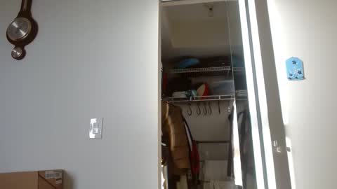 Colby big dick money online show from December 18, 12:33 pm