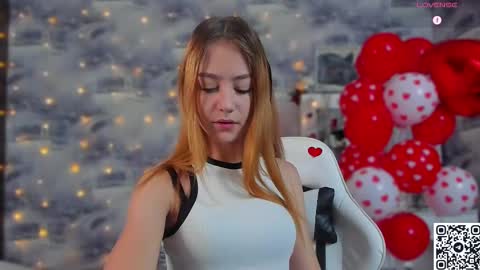 Criss online show from February 18, 3:21 am