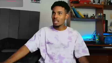 Snapshot of colinlatinbrown chatting on September 9, 5:02 pm IG  online show from September 9, 5:02 pm