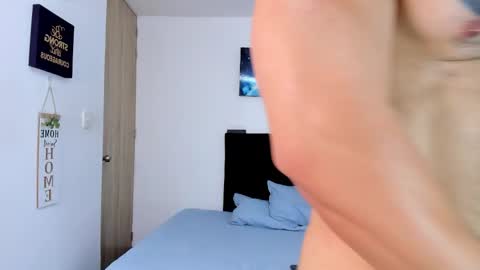 college_muscle_ass online show from March 25, 8:04 pm