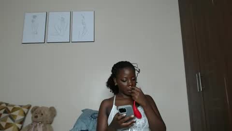 Collin  independent model online show from November 9, 8:55 pm