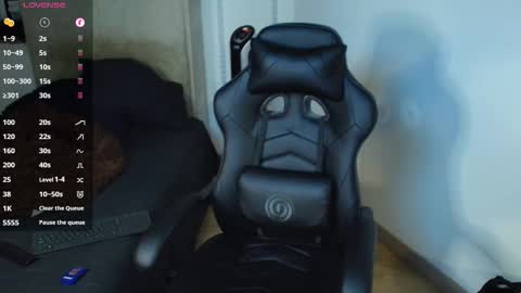 colombianmuscle8 online show from September 10, 2:23 am