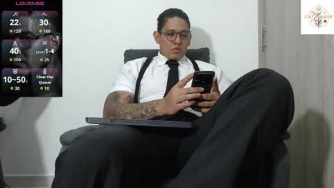 coltonmassif_ online show from March 10, 11:51 pm