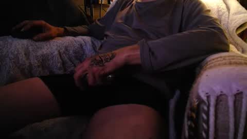 comeongirlts online show from March 8, 10:32 am