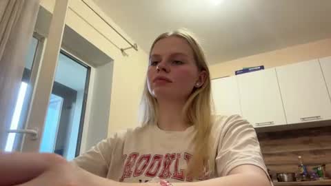 Kate online show from July 24, 3:20 pm