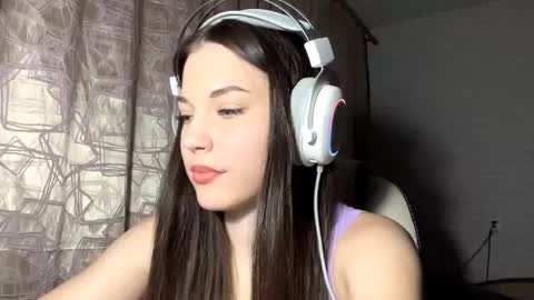 Bella  online show from October 20, 1:16 pm