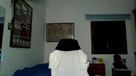 Snapshot of conejero_37 chatting on January 1, 10:35 pm Jesus online show from January 1, 10:35 pm