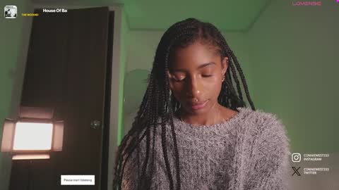   independent model online show from December 25, 5:37 am