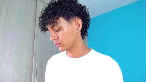 Connor online show from October 16, 11:25 pm