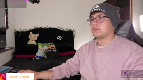 conor_taylor_ online show from August 5, 9:12 pm