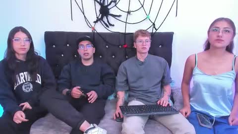 conor_taylor_ online show from October 17, 4:22 pm