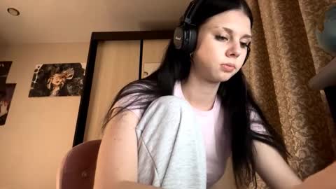 Isabella online show from November 4, 10:33 pm