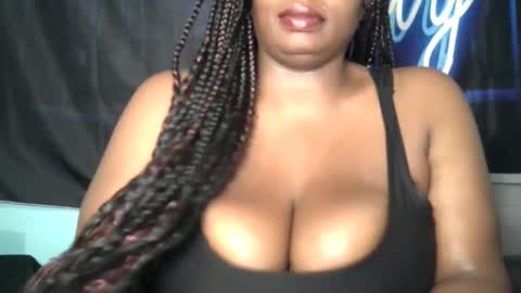 Cookie1019 online show from February 12, 2:43 pm