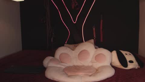 cookie_bit_ online show from February 25, 4:05 am