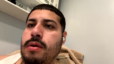 cookie_monster8593 online show from April 21, 9:00 pm