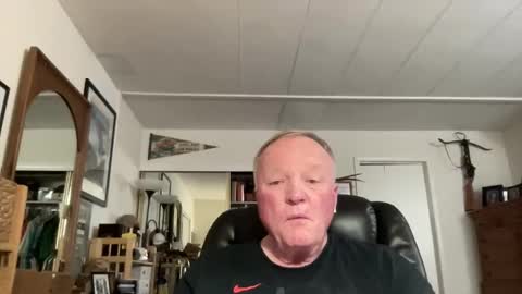 cookoosnest online show from March 25, 3:13 am