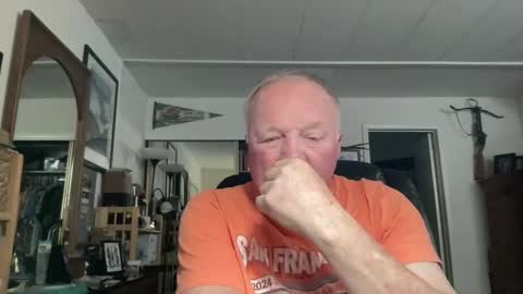 cookoosnest online show from June 3, 3:31 am
