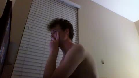 cooldude122222 online show from March 11, 3:58 am