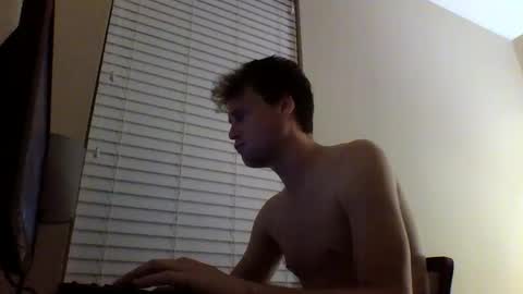 cooldude122222 online show from January 31, 4:47 am