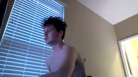 cooldude122222 online show from February 11, 3:18 pm