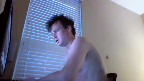 cooldude122222 online show from February 20, 12:08 am