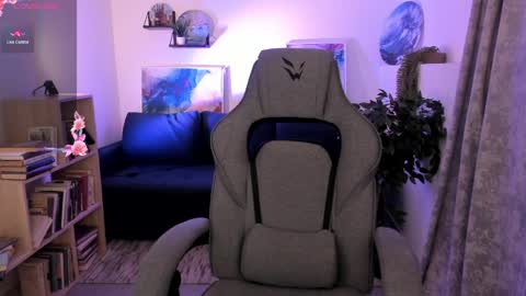 little girl who is always right or just Cora online show from April 3, 5:36 am