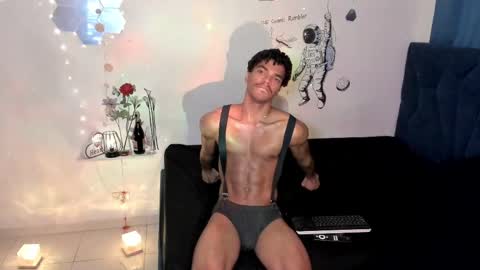 Snapshot of coreyglover chatting on October 3, 8:11 am CoreyGlover online show from October 3, 8:11 am