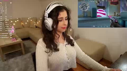 Luna online show from March 15, 8:56 pm