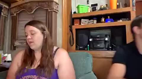 countrybumkin94 online show from July 5, 10:06 pm
