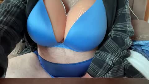 Counrt1234 online show from April 19, 11:44 am